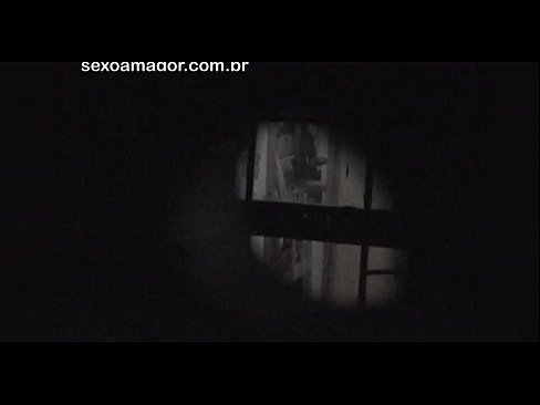 ❤️ Blondie bliver hemmeligt videooptaget af en voyeur fra nabolaget gemt bag hule mursten ❤❌ Porno at da.newautoglass.ru ☑